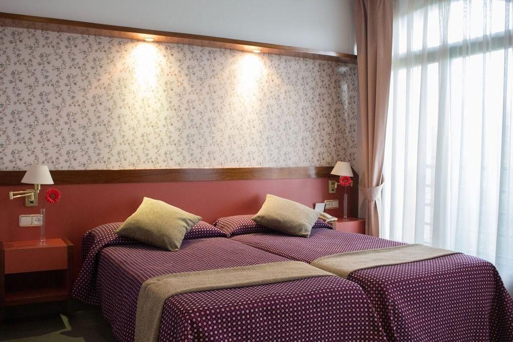 Hotel Jardin De อารันเควซ ภายนอก รูปภาพ