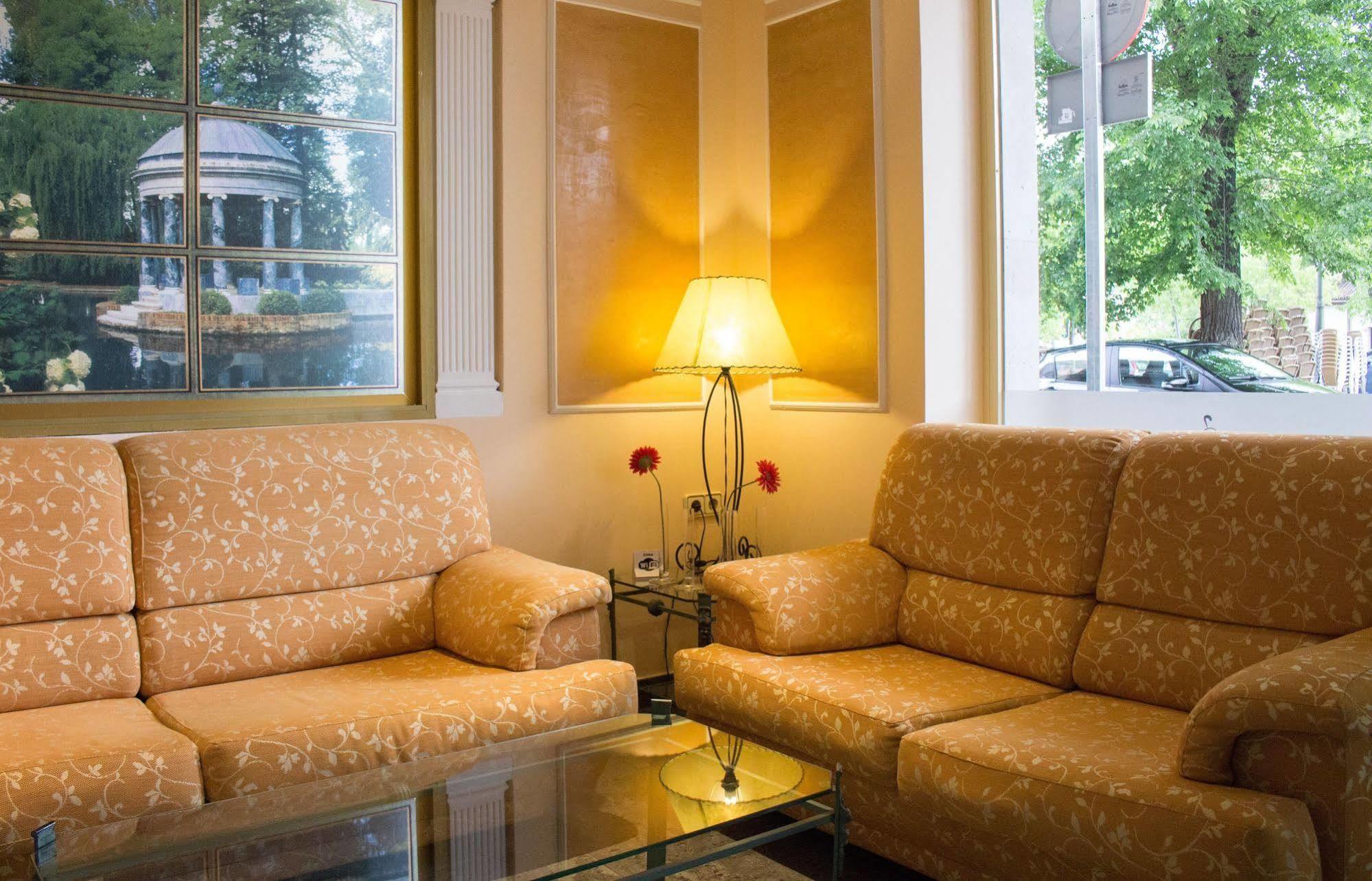 Hotel Jardin De อารันเควซ ภายนอก รูปภาพ